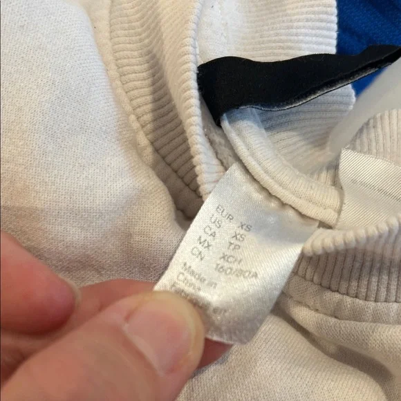 NIRVANA Cream Crewneck Sweatshirt with Multicolor Graphic Size XS - Picture 8 of 8